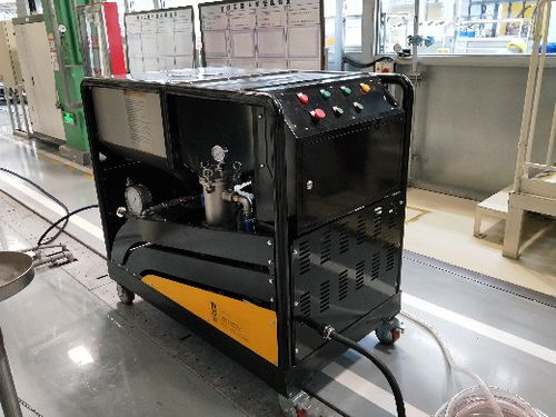 熱門高壓水清洗機量大從優,化工廠反應釜清洗設備